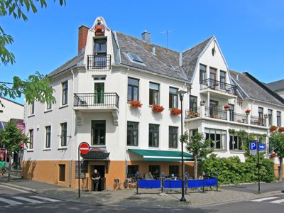 Hotell Wasilioff i Stavern Photo:  Mahlum, Public domain, via Wikimedia Commons
